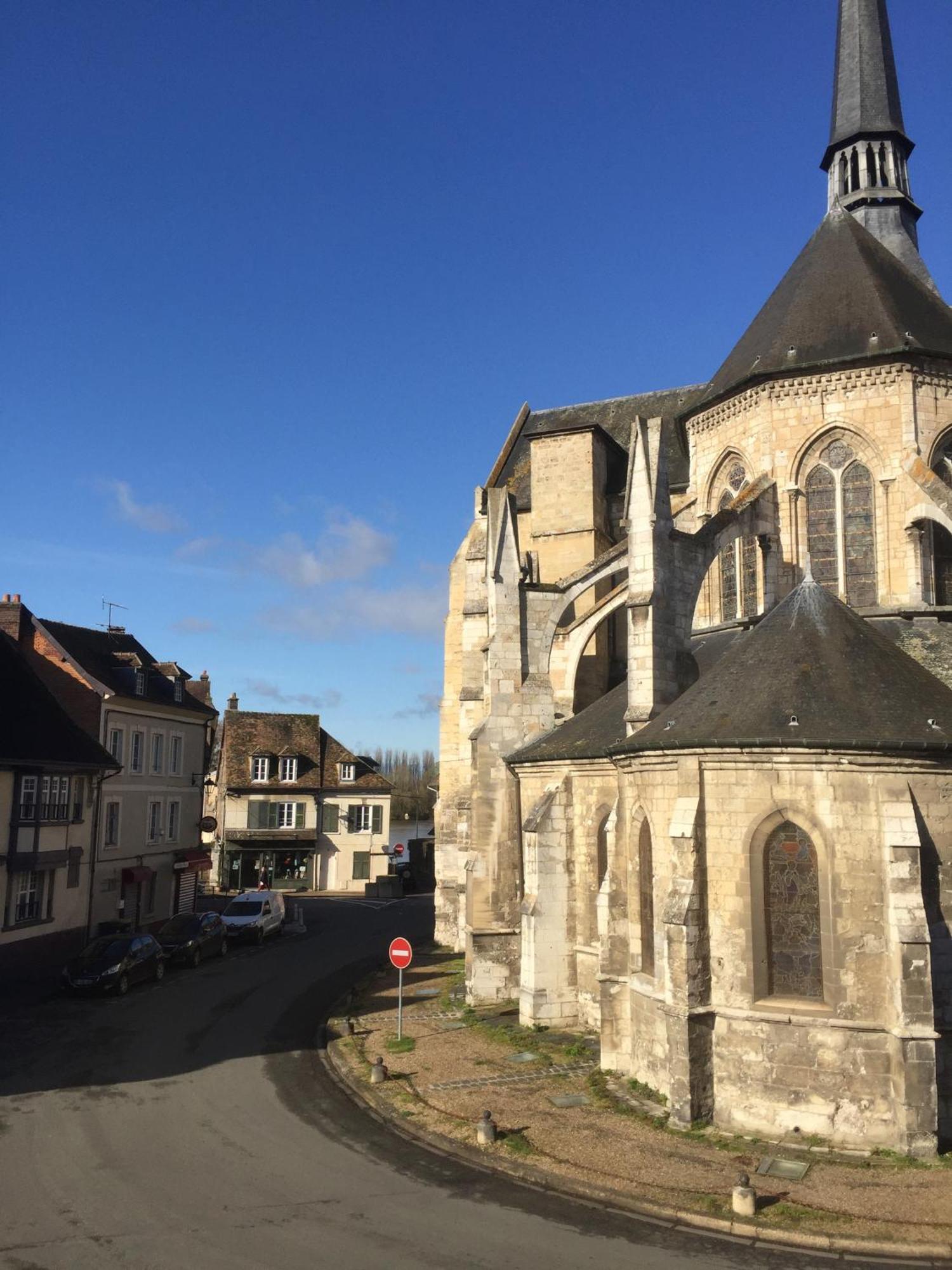 La Maisonnette Les Andelys Bagian luar foto