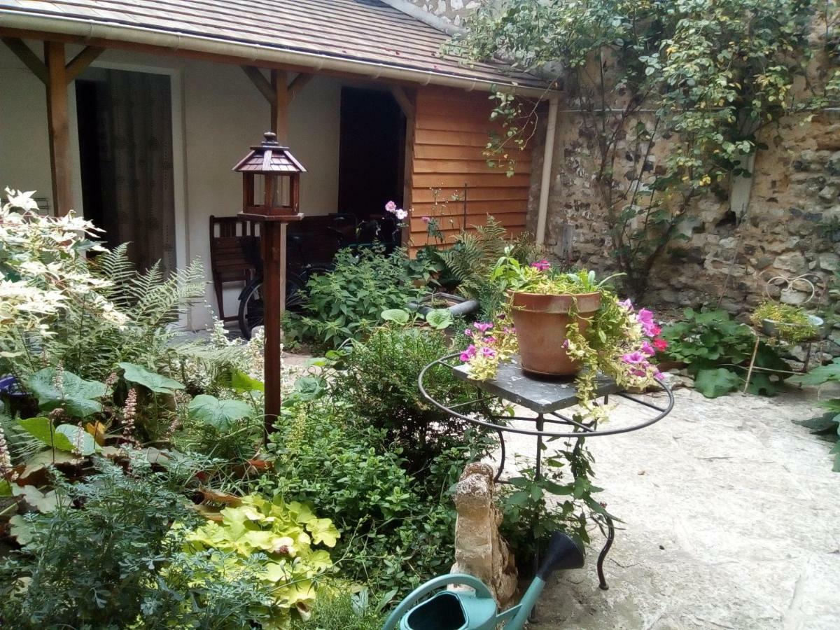 La Maisonnette Les Andelys Bagian luar foto